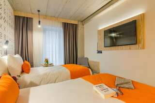 Отель ibis Styles Bucharest City Center Бухарест Стандартный двухместный номер с 2 отдельными кроватями-8